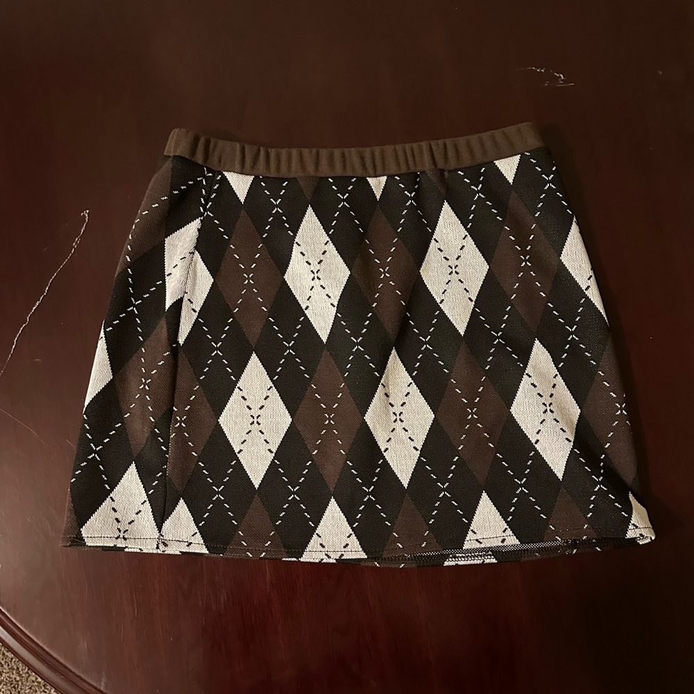 cute brown h&m skirt
